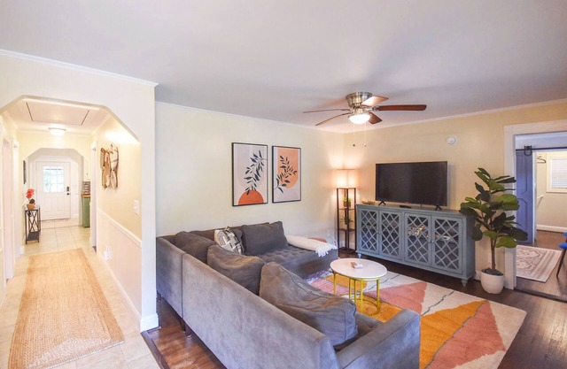 Sweet Retreat w/Fire Pit, Near Downtown & Golf