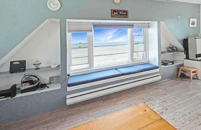 Sweet Serenity - Y846 Wonderful condo with a fabulous location and best view of the beach