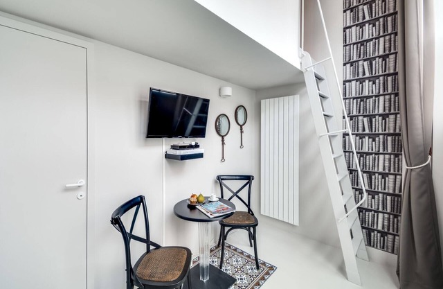 Sweett | Brune V - One Bedroom Apartment, Sleeps 2