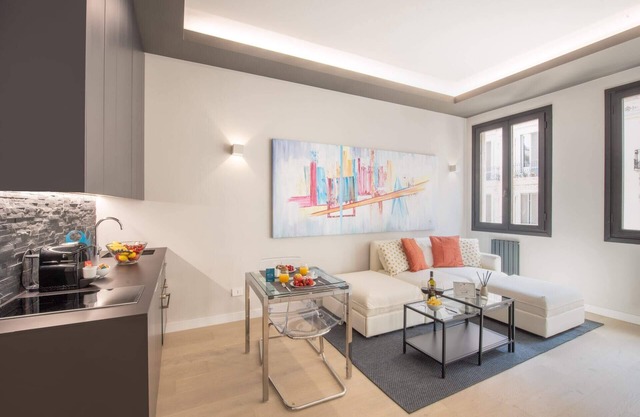 Sweett | Duomo IV - One Bedroom Apartment, Sleeps 3