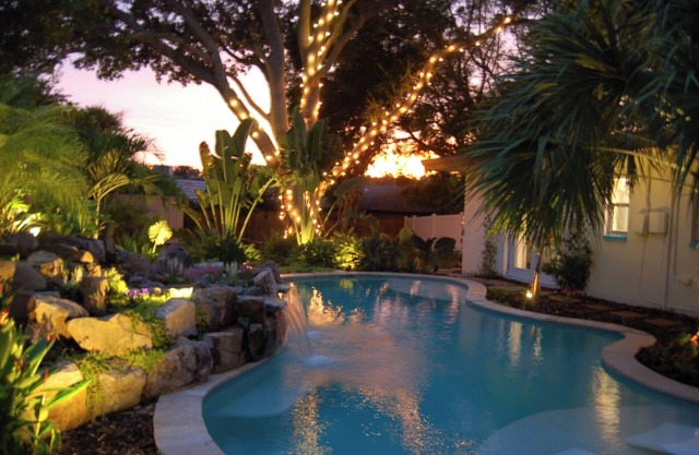 Swim-out bedroom Amazing pool! The Peace Place