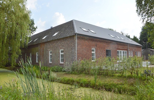 Swolgen Estate with Sauna