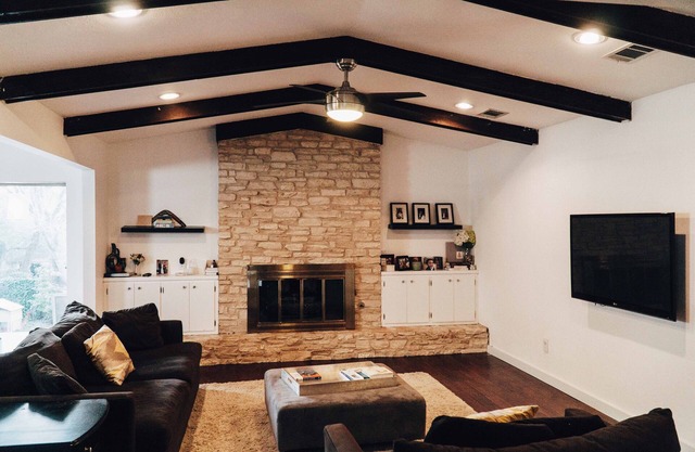 SXSW House near iconic Barton Springs