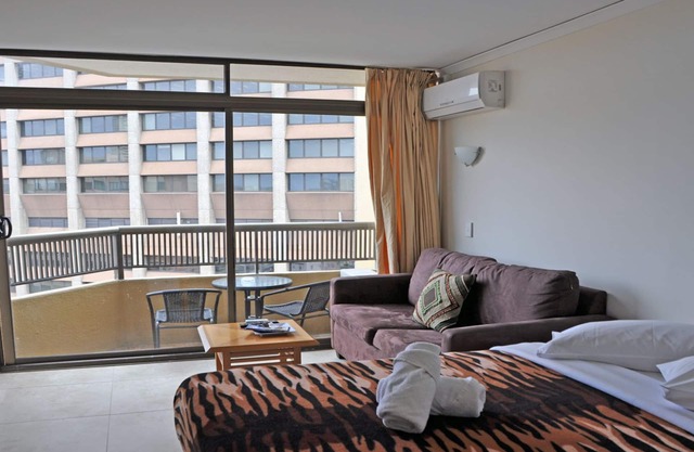 Sydney City 1 Bedroom Apartment with Balcony accommodates up to 6 people