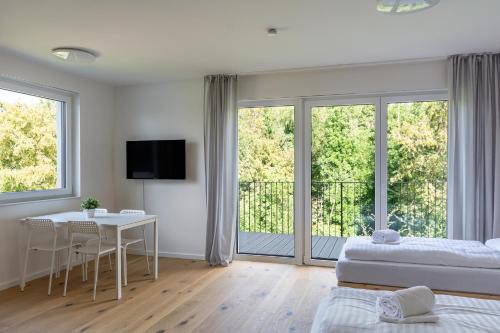 T&K Apartments - BERGISCH GLADBACH - 7 Comfortable Apartments - 20 min to Fair Messe Cologne