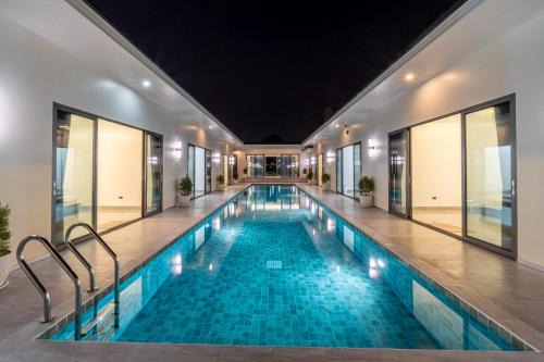 T M L-Manor House 6 bedroom-independent swimming pool and powerful KTV