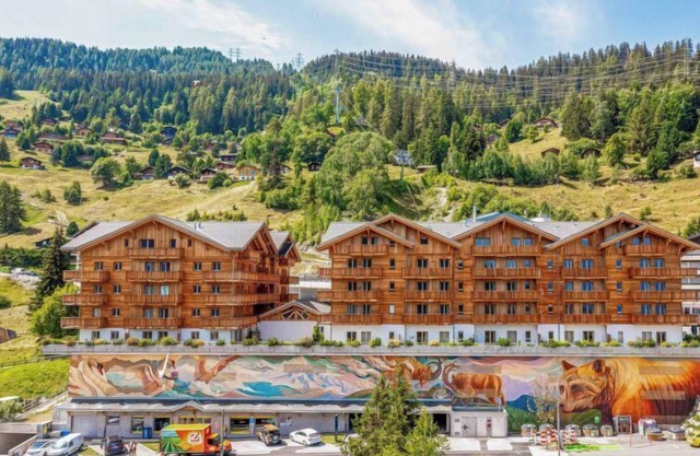 T-Resort La Tzoumaz 4p8 vue vallée by Interhome