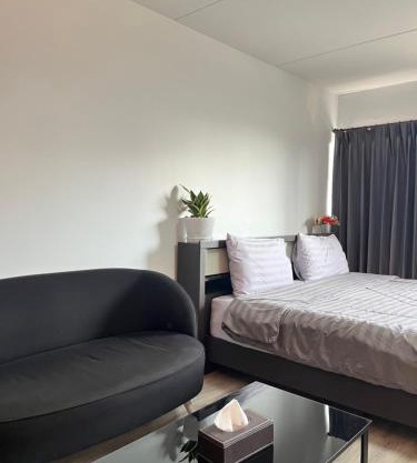 T12 Popular Condo By : hunnity