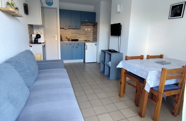 T2 apartment. Pets allowed