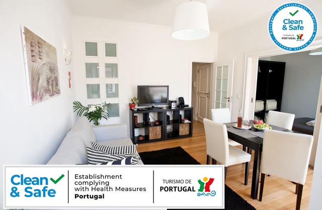T2 Bica Downtown Apartment