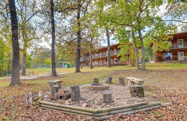 Table Rock Lake Gem with Pool Access!