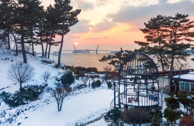 Taean Avec Mont Pension