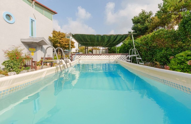 Taean Norabureo Pet Pension