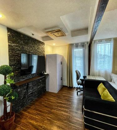 Tagaytay Vibe King Bed Suite near Alabang Muntinlupa
