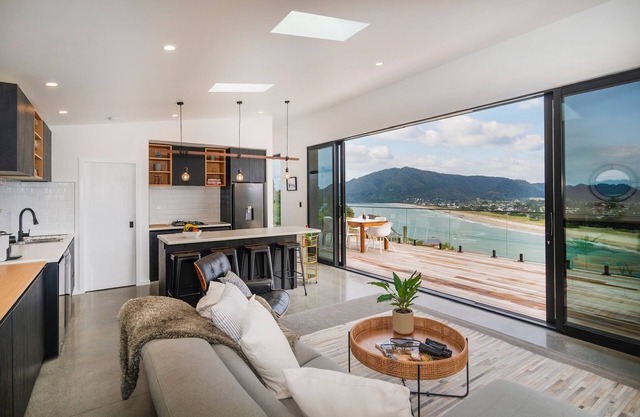 Tairua luxury views