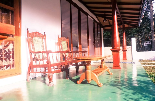 Talalla Sea Anemone Hotel