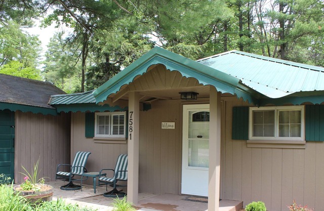 Tall Pines Cabin