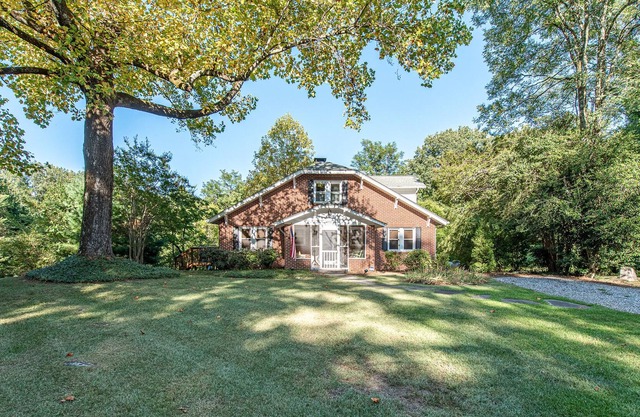Tallulah's Tranquility: A Classic Craftsman at Tallulah Gorge