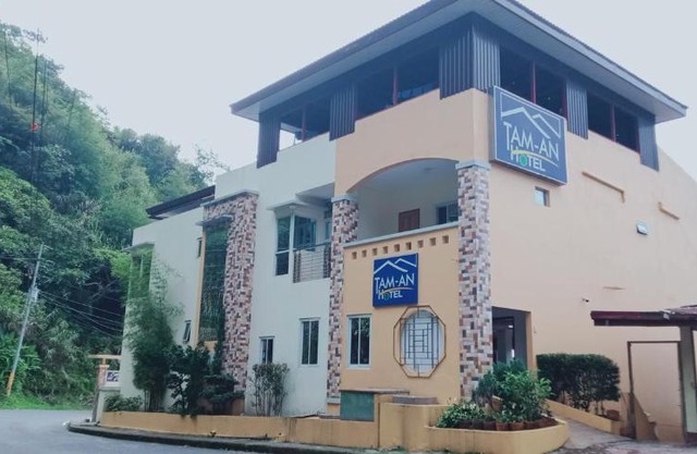 TAM-AN HOTEL BANAUE