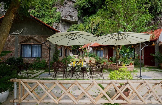 Tam Coc Lakeside Homestay