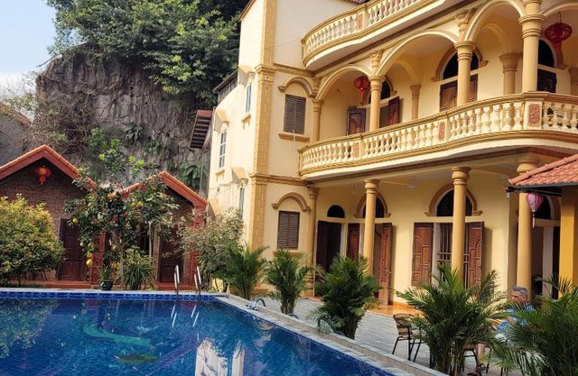 Tam Coc Mountain Lake Homestay