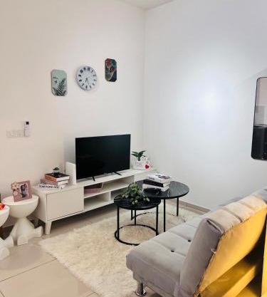 Taman Equine Cozy studio, Well-equipped & Modern facilities
