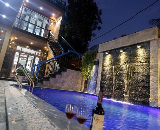 Tan Doan An Bang center beach villas