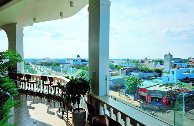 TAN HANH HOTEL