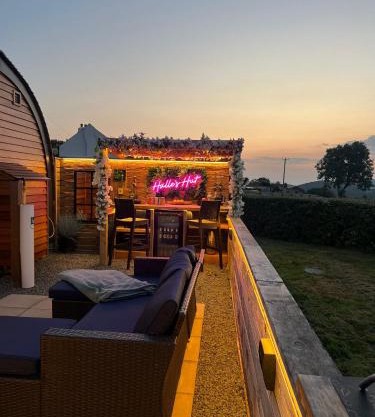 Tan Y Bryn Glamping