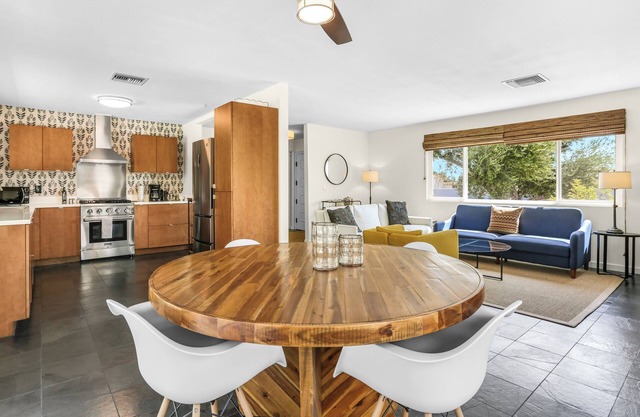 Tangerine Desert Dreams - A Ryson Property
