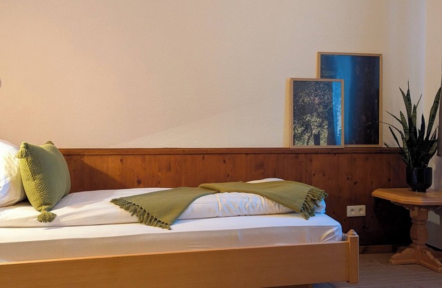 Tannenglück guest room - breathe in the forest air, feel the peace and quiet