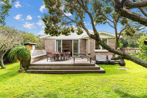Taotahi Hideaway - Ruakaka Waterfront