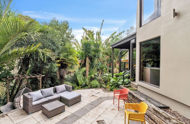 Tarawera Home - St Heliers Holiday Home