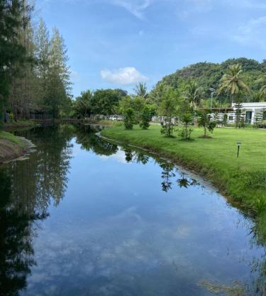 Tarn Villa Krabi