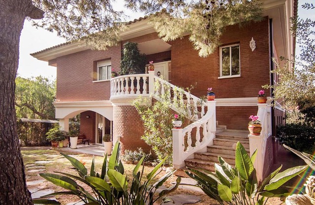 TarracoHomes, Villa Cala Crancs con Piscina Privada y Mesa de Billar