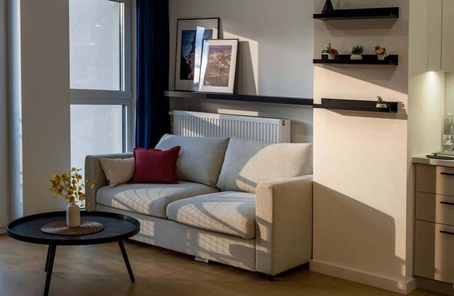 Tatarska 4C | Spacious Apartment | Parking