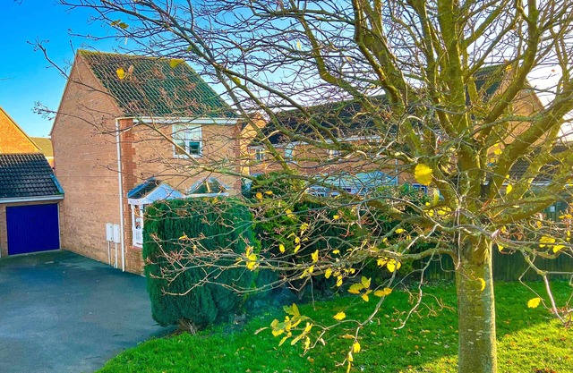 Taylor Close Holiday Home