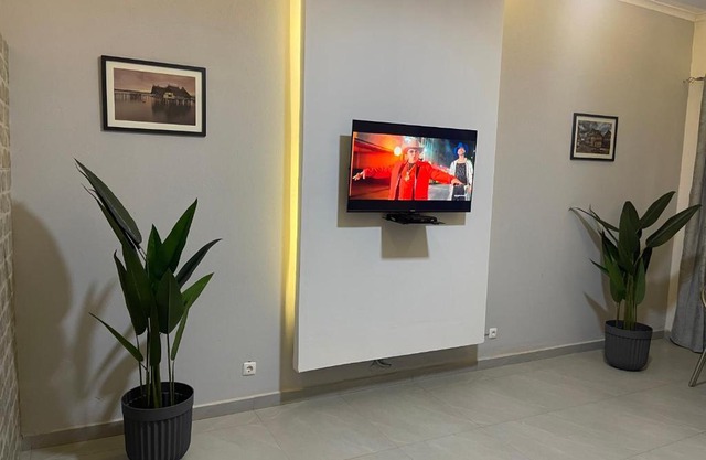 TD Guest House 8-Villa Sky
