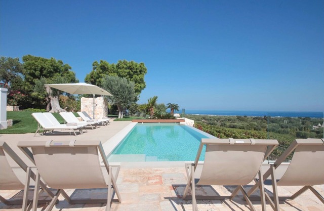 TD Tenuta Donna Madia Sea View Pool Over Vineyard