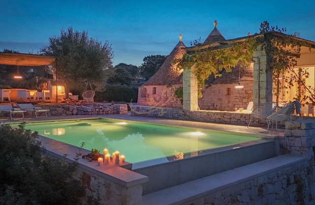 TD Trulli Terralta Panoramic Pool Over Countryside
