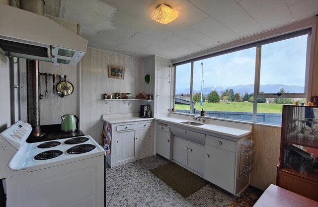 Te Anau Retro Retreat