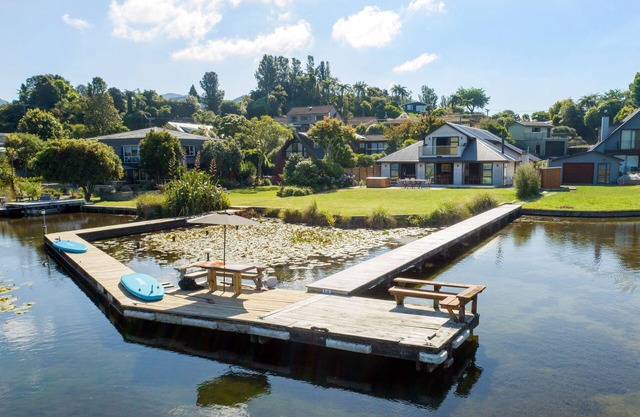 TE TAURAKA Lakeside Escape in Okareka: Spacious, Stunning & Perfect for Families