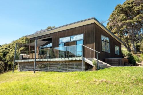 Te Whau Retreat - The Cottage - Be My Guest Waiheke