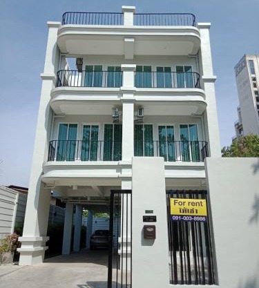 TEAK VILLA