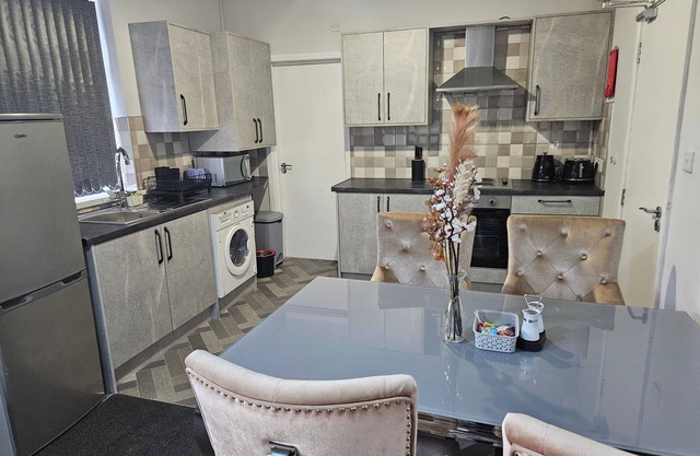 Telford Tranquility Apartment Flat 3 for 4 Guests