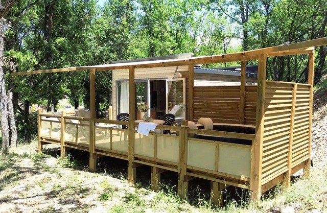 TENNESSY LUXURY MIT SPA 2 Personen