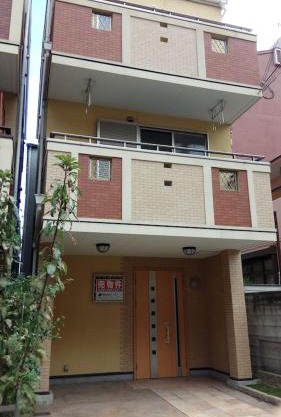Tennoji 100㎡, 1min walk to Abeno Station, carpark!