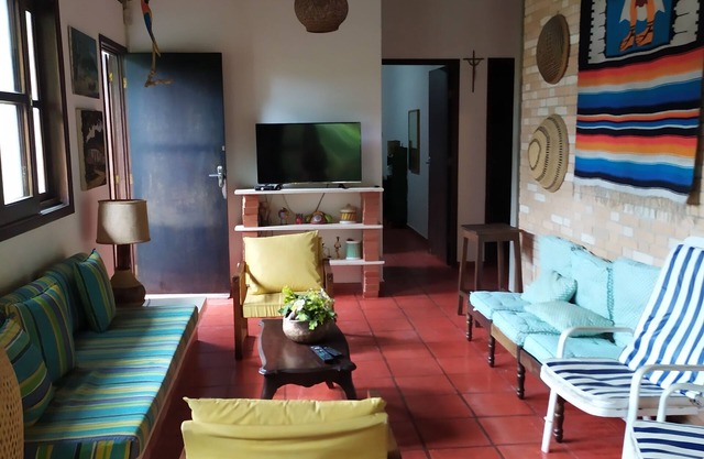 Tenório Ubatuba. Charm, security and comfort with swimming pool 300 meters from the beach