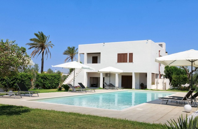 Tenuta Ricco Room With Pool And Garden, Cursi, Italy