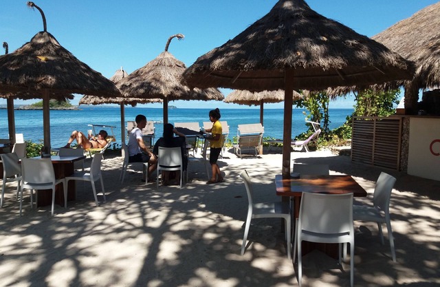 Tepanee Beach Resort